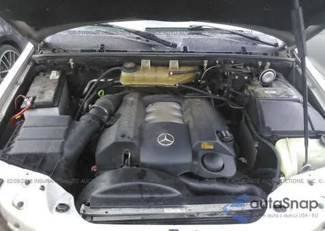 1999 Mercedes-Benz Ml 320 z USA, uszkodzony, nr VIN 4JGAB54E9XA104004